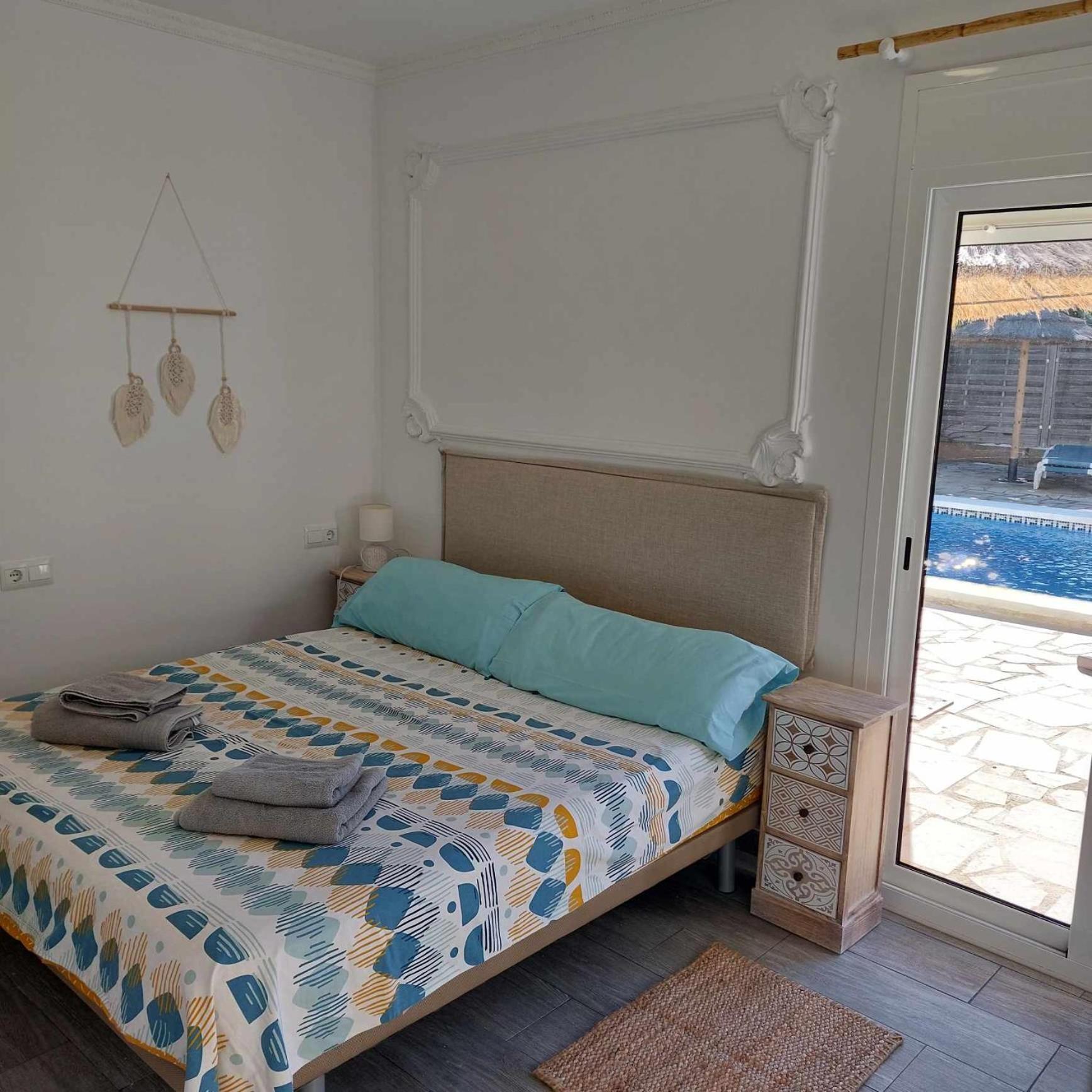 Villa Voor 8 Personen Met Zwembad 卡拉法特 外观 照片